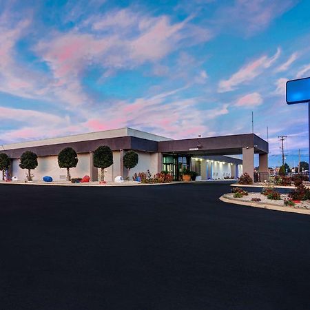 Motel 6 เบอร์ลิงตัน ภายนอก รูปภาพ