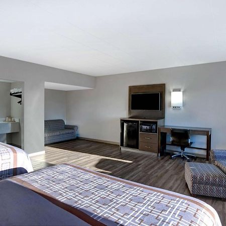Motel 6 เบอร์ลิงตัน ภายนอก รูปภาพ