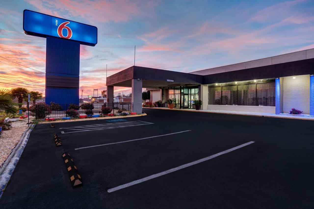 Motel 6 เบอร์ลิงตัน ภายนอก รูปภาพ