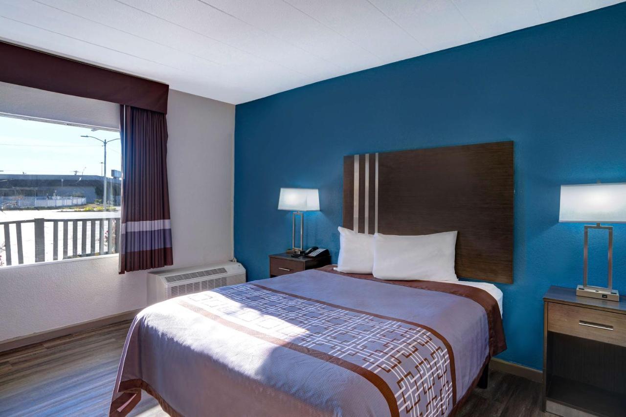 Motel 6 เบอร์ลิงตัน ภายนอก รูปภาพ
