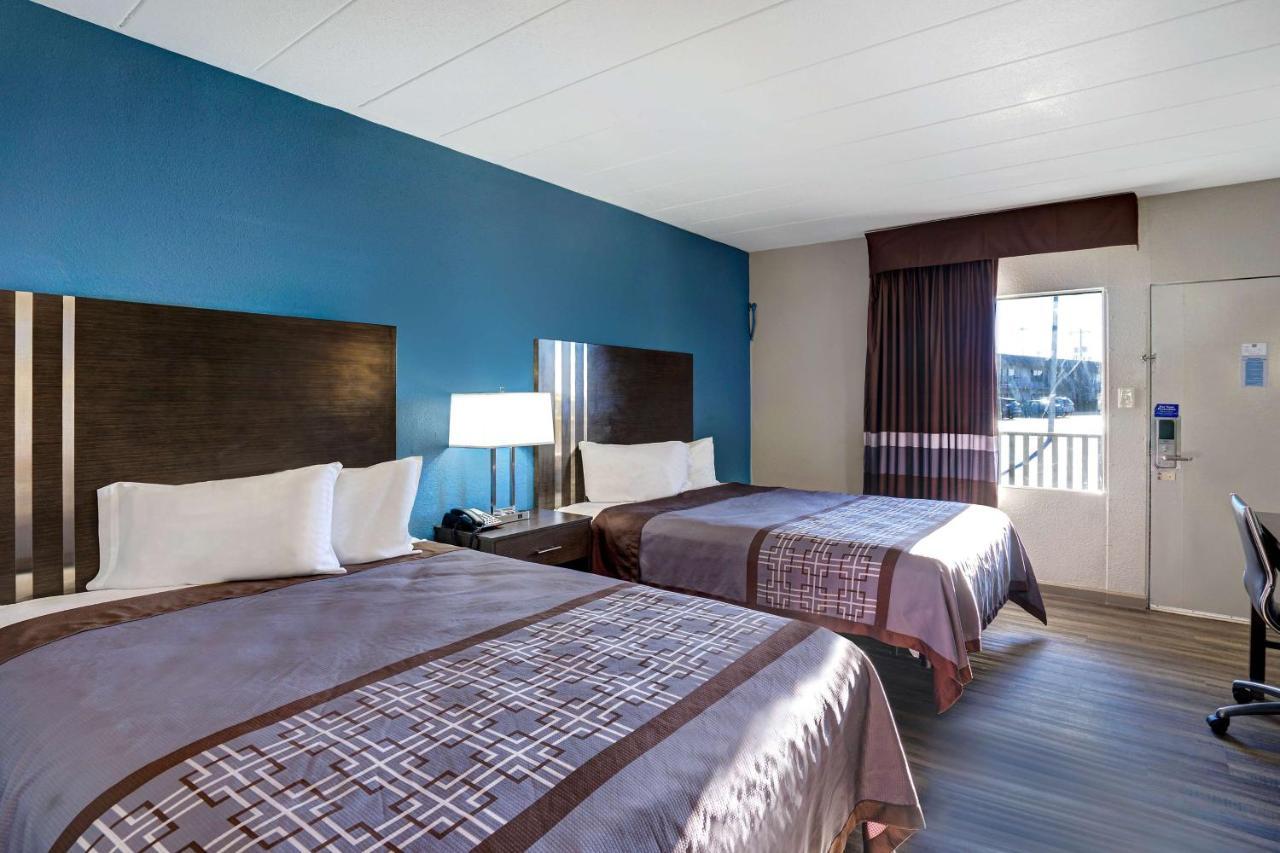 Motel 6 เบอร์ลิงตัน ภายนอก รูปภาพ