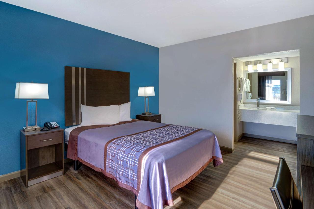 Motel 6 เบอร์ลิงตัน ภายนอก รูปภาพ