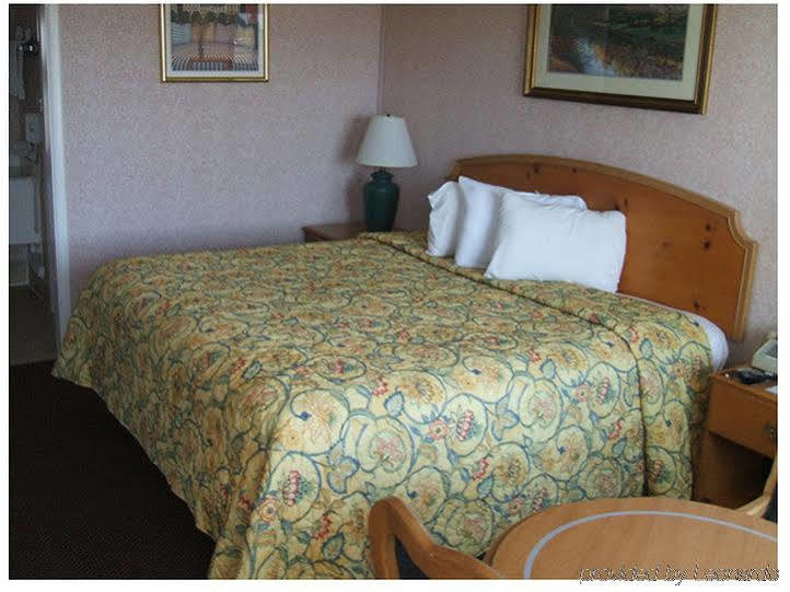 Motel 6 เบอร์ลิงตัน ภายนอก รูปภาพ