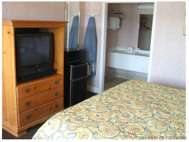 Motel 6 เบอร์ลิงตัน ภายนอก รูปภาพ