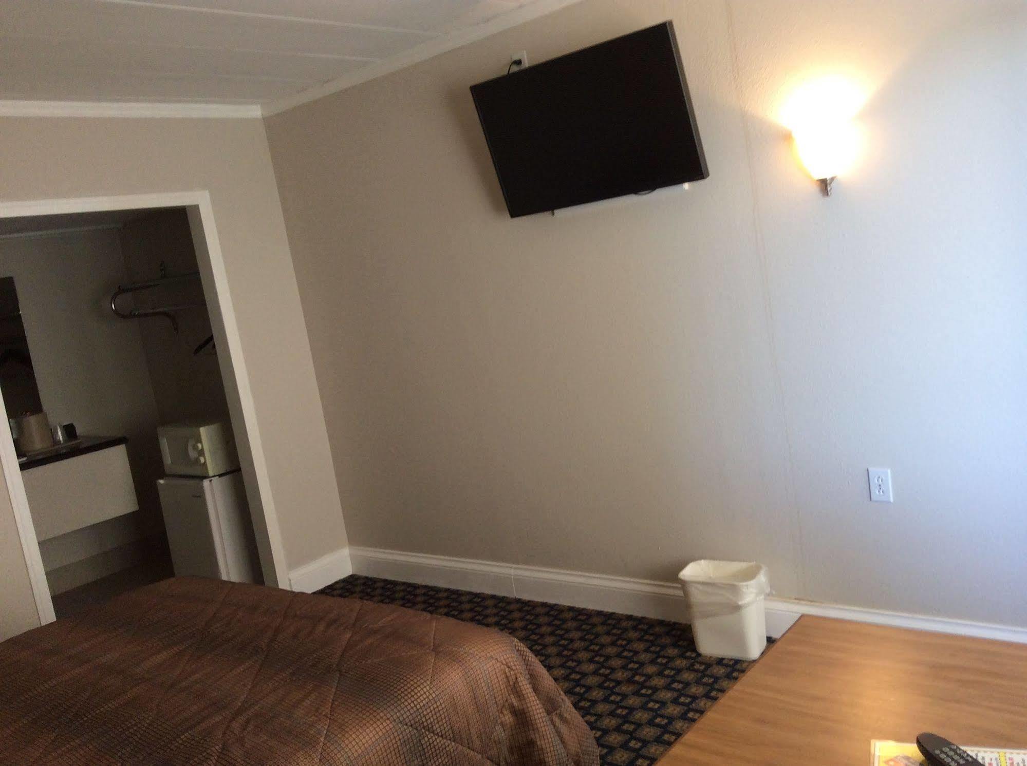 Motel 6 เบอร์ลิงตัน ภายนอก รูปภาพ
