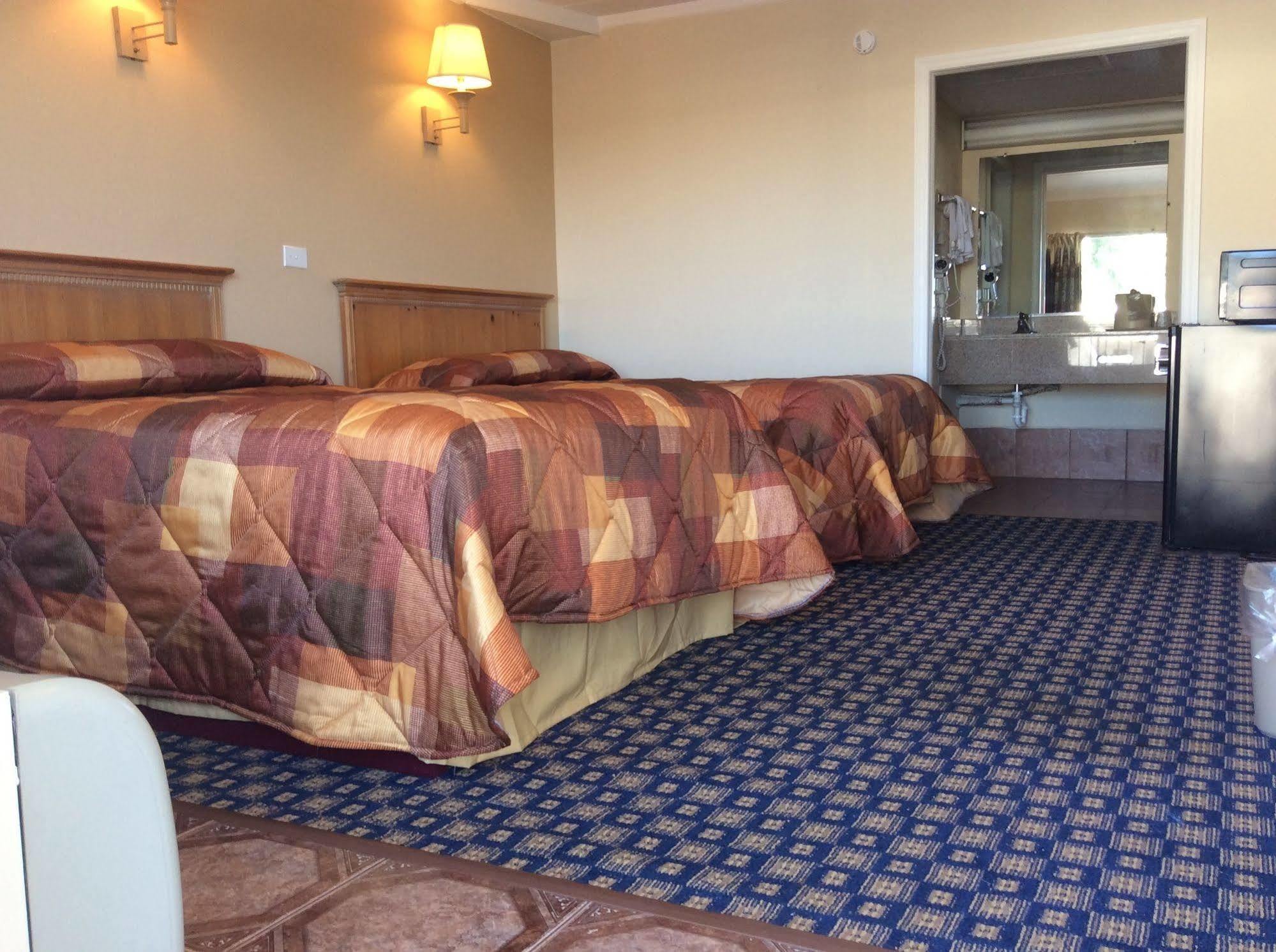 Motel 6 เบอร์ลิงตัน ภายนอก รูปภาพ