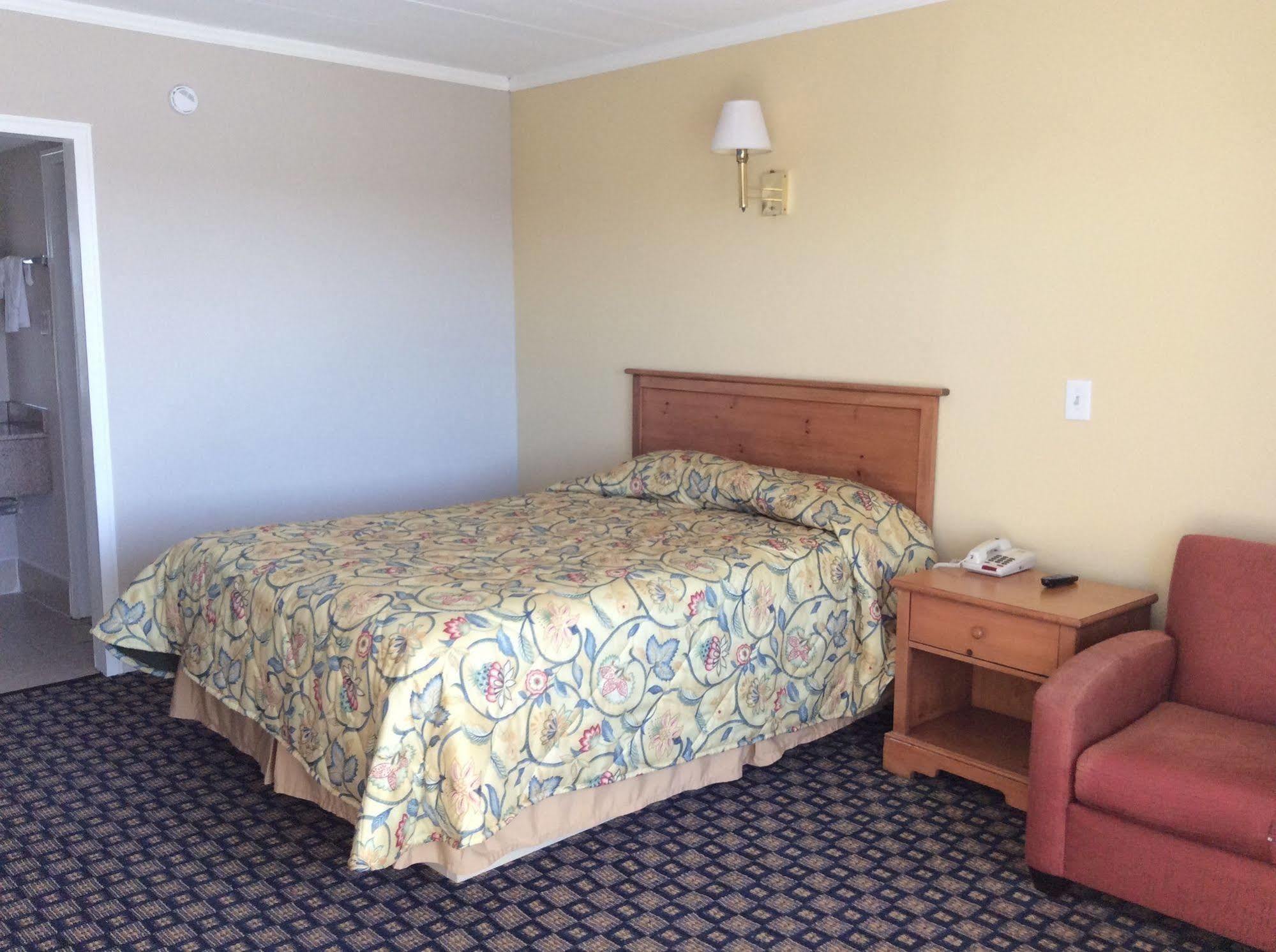 Motel 6 เบอร์ลิงตัน ภายนอก รูปภาพ